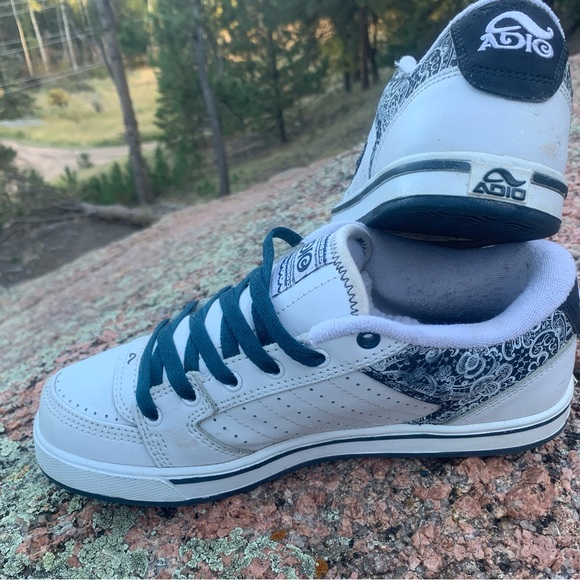 Vintage Adio Skate Shoe - Picture 14 of 15